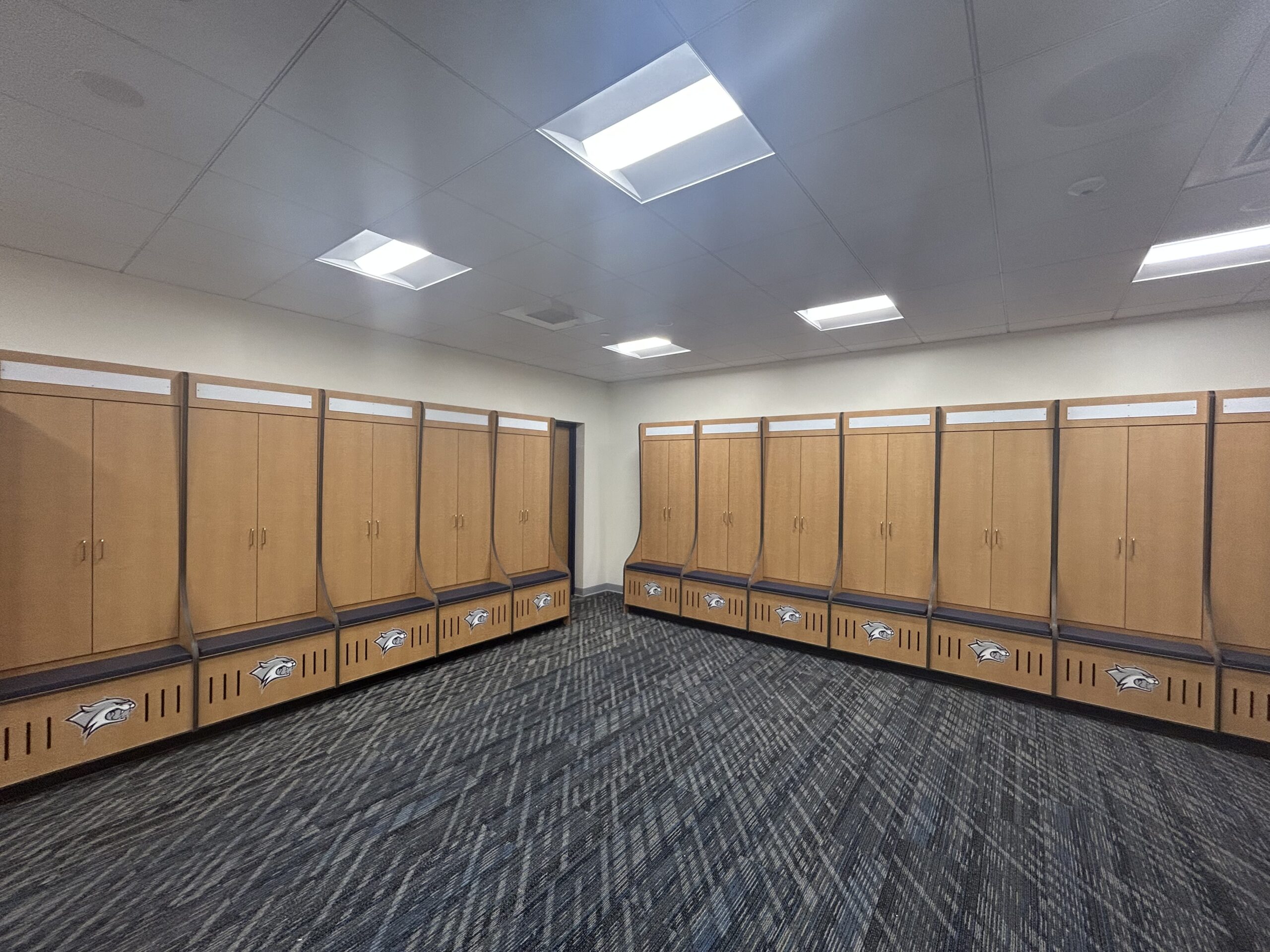 UNH Field House Construction Renovation